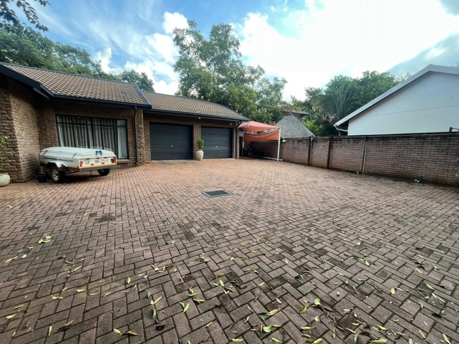 4 Bedroom Property for Sale in Bodorp North West